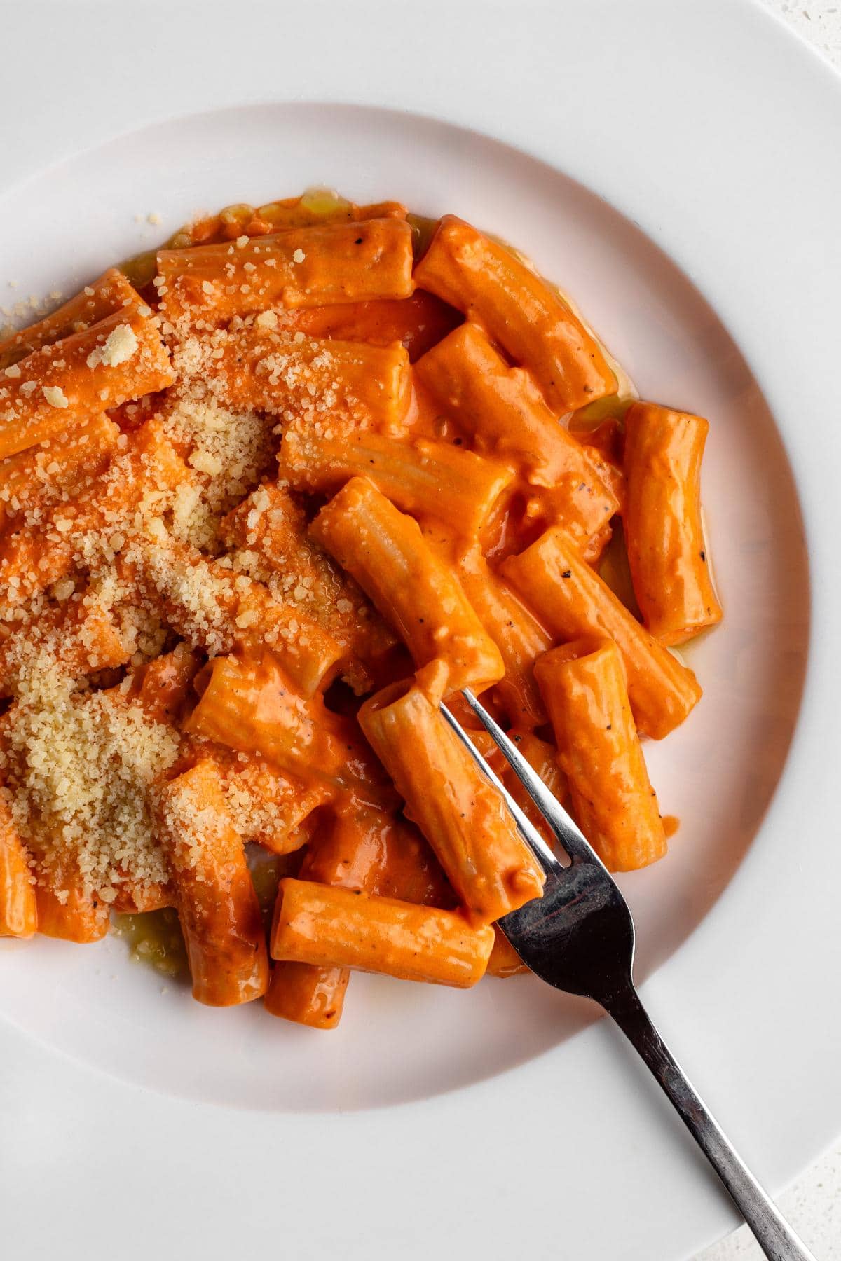 Creamy Tomato Pasta Sauce (easy and delicious!) - The Burnt Butter Table