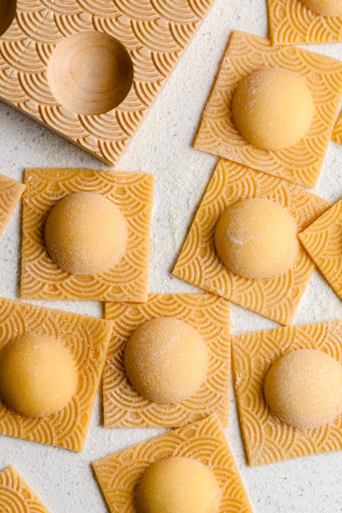 An easy guide for using a ravioli mold The Burnt Butter Table