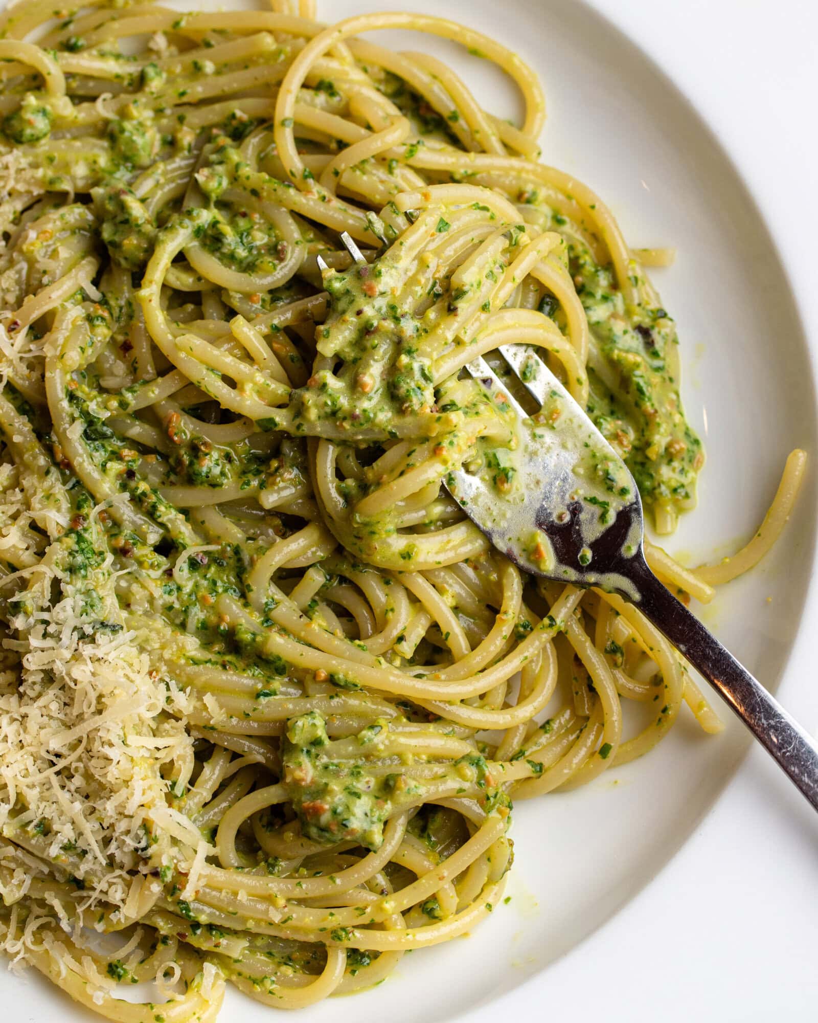 This is a key ingredient so you want it nice and starchy. Make sure you salt your water well and use the right water to pasta ratio, you can follow my guide on how to cook pasta for that.